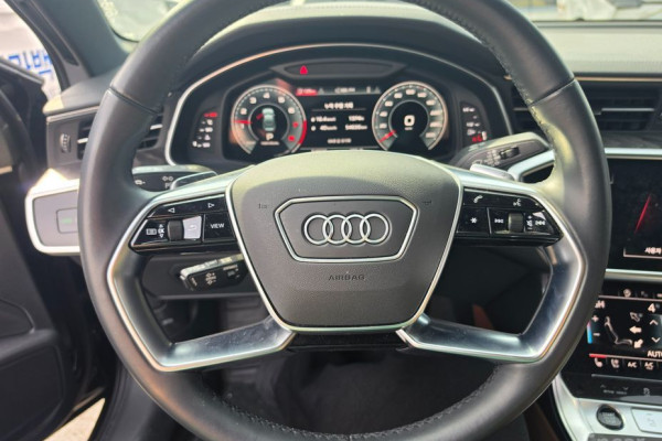 2022 Audi A6 с пробегом 54 636 км