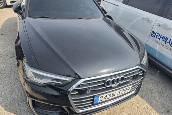 2022 Audi A6 с пробегом 54 636 км