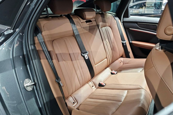 2022 Audi A6 с пробегом 47 907 км