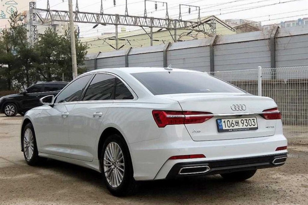 2021 Audi A6 с пробегом 85 621 км