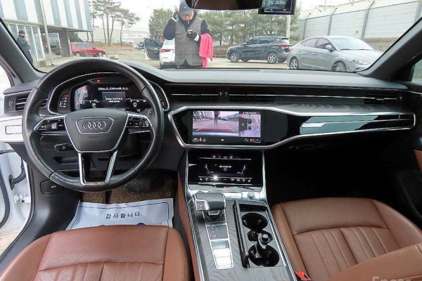 2021 Audi A6 с пробегом 85 621 км