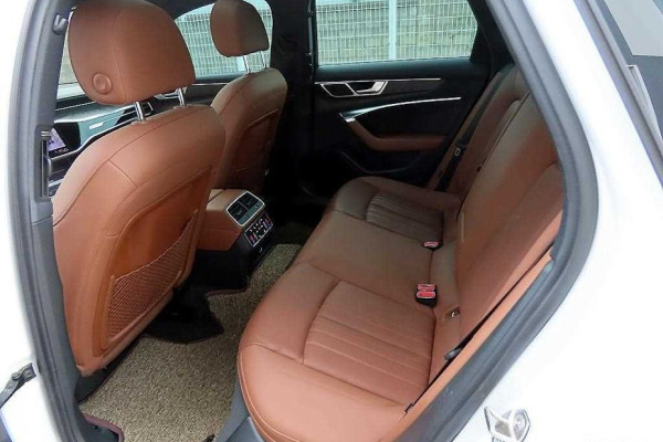 2021 Audi A6 с пробегом 85 621 км