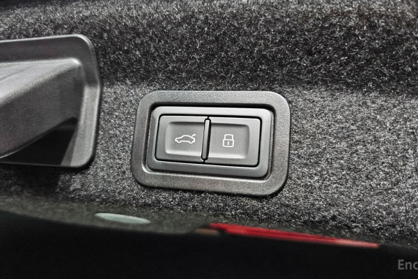 2021 Audi A6 с пробегом 74 630 км