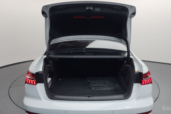 2021 Audi A6 с пробегом 51 432 км