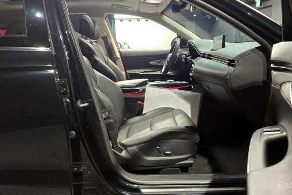 2022 Genesis GV70 с пробегом 90 472 км