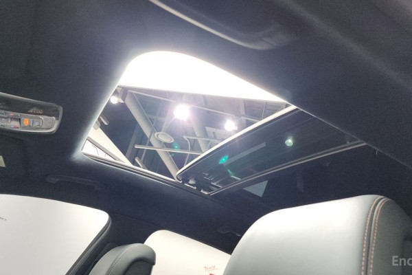 2021 Genesis GV70 с пробегом 48 724 км