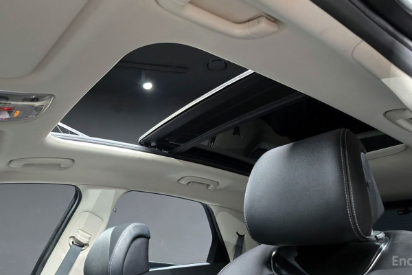 2022 Genesis GV70 с пробегом 90 472 км