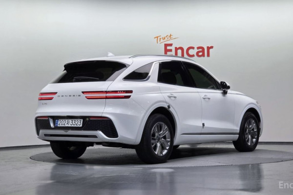 2022 Genesis GV70 с пробегом 40 376 км