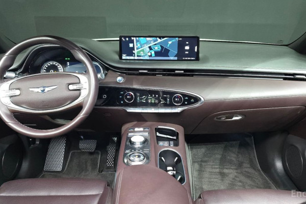 2021 Genesis GV70 с пробегом 66 239 км