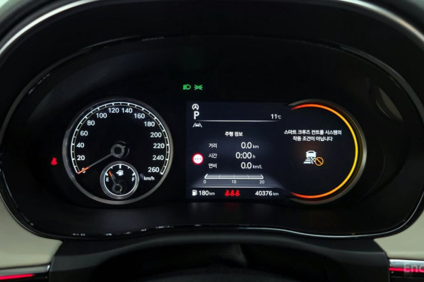 2022 Genesis GV70 с пробегом 40 376 км