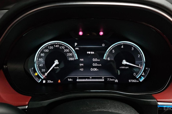 2021 Genesis GV70 с пробегом 97 362 км