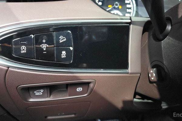 2021 Genesis GV70 с пробегом 66 239 км