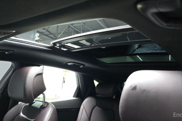 2021 Genesis GV70 с пробегом 66 239 км