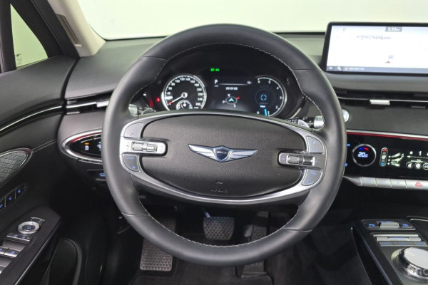 2021 Genesis GV70 с пробегом 43 171 км