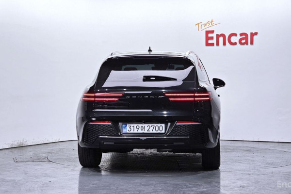 2021 Genesis GV70 с пробегом 85 788 км