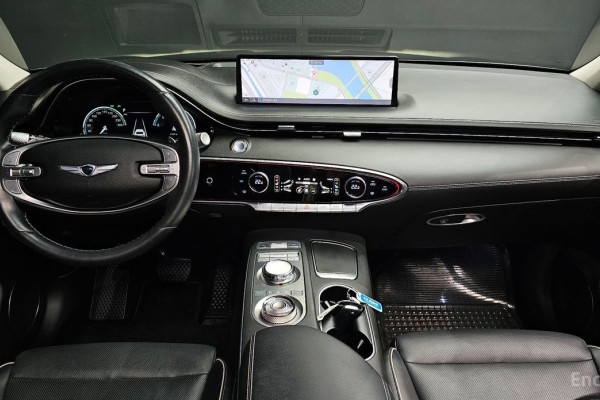 2021 Genesis GV70 с пробегом 71 863 км
