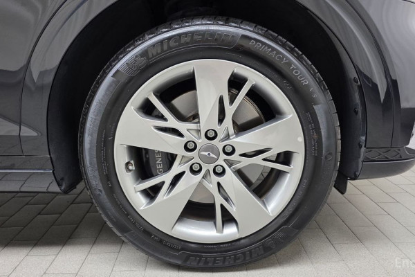 2022 Genesis GV70 с пробегом 37 358 км