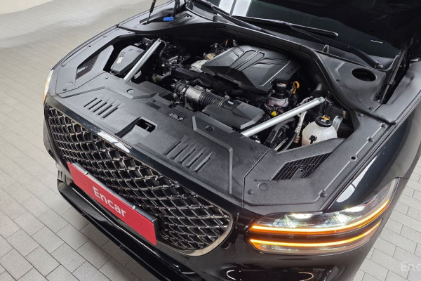 2022 Genesis GV70 с пробегом 37 358 км