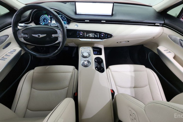 2022 Genesis GV70 с пробегом 68 908 км