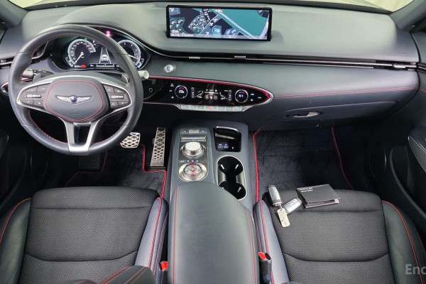 2022 Genesis GV70 с пробегом 37 358 км