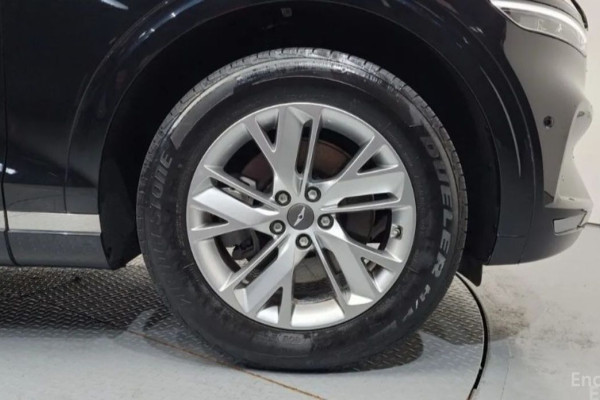 2021 Genesis GV70 с пробегом 43 734 км