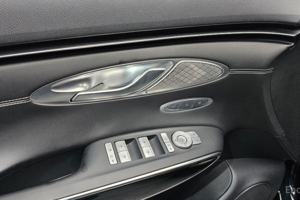 2021 Genesis GV70 с пробегом 85 788 км