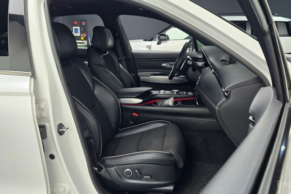 2022 Genesis GV70 с пробегом 73 955 км