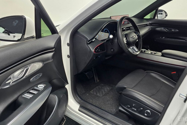 2022 Genesis GV70 с пробегом 73 955 км