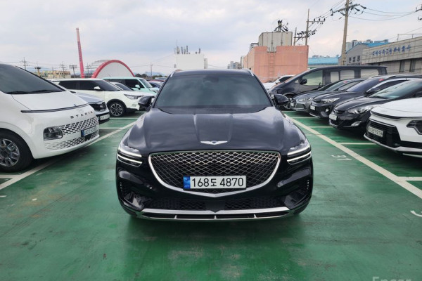2022 Genesis GV70 с пробегом 41 641 км