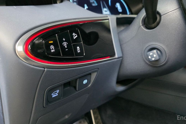 2022 Genesis GV70 с пробегом 37 358 км