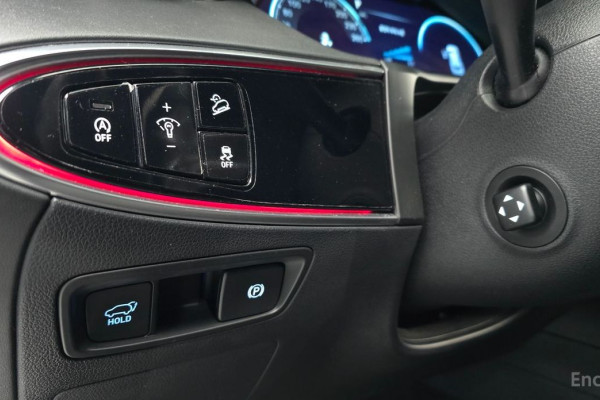 2022 Genesis GV70 с пробегом 73 955 км