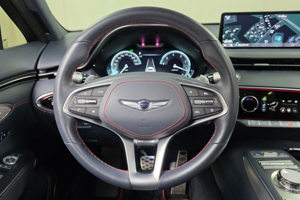 2022 Genesis GV70 с пробегом 37 358 км