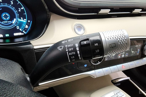 2022 Genesis GV70 с пробегом 68 908 км