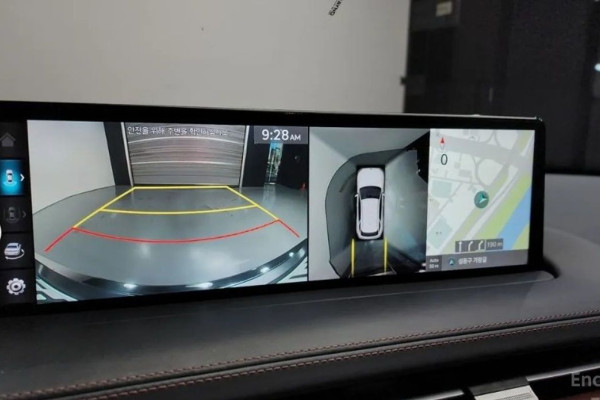 2021 Genesis GV70 с пробегом 43 734 км