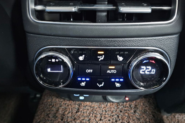 2021 Genesis GV70 с пробегом 35 794 км