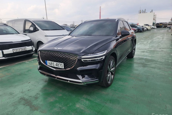 2022 Genesis GV70 с пробегом 41 641 км