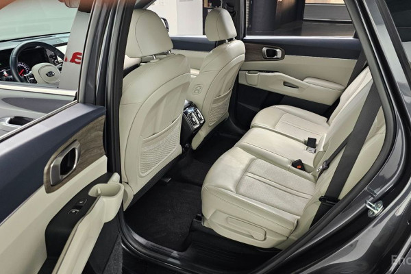 2021 Kia Sorento с пробегом 50 454 км