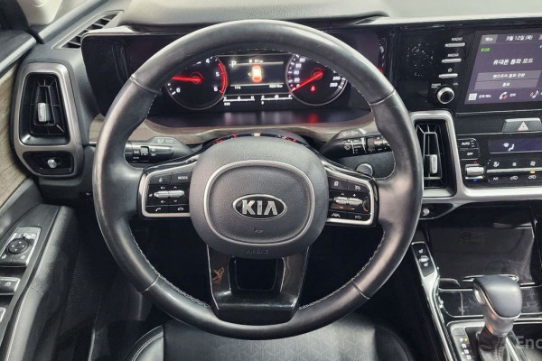 2021 Kia Sorento с пробегом 45 313 км