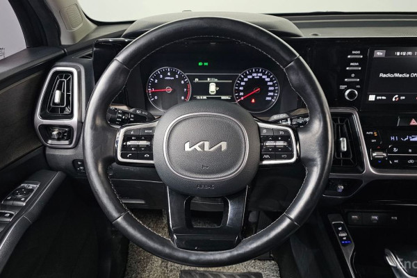 2022 Kia Sorento с пробегом 58 324 км