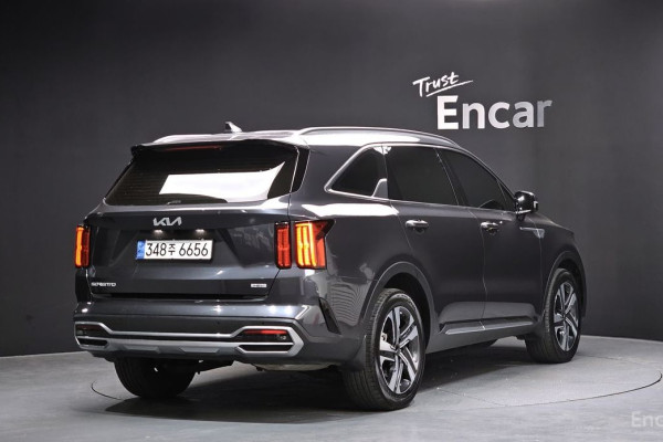 2022 Kia Sorento с пробегом 58 963 км