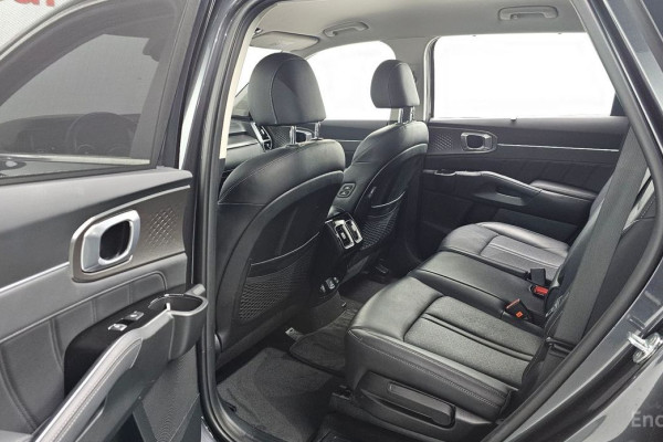 2022 Kia Sorento с пробегом 42 574 км