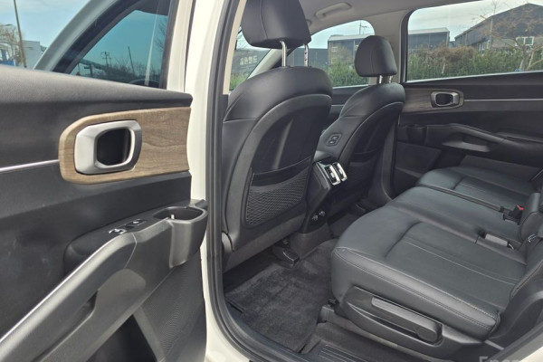 2022 Kia Sorento с пробегом 46 833 км