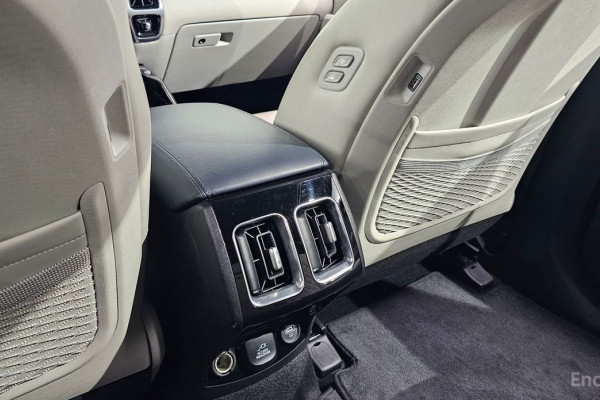 2022 Kia Sorento с пробегом 53 496 км