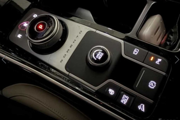 2022 Kia Sorento с пробегом 45 563 км