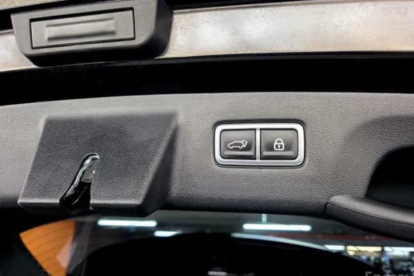 2022 Kia Sorento с пробегом 48 063 км