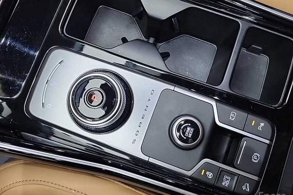 2022 Kia Sorento с пробегом 48 704 км