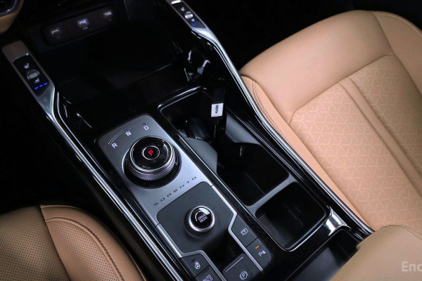 2022 Kia Sorento с пробегом 49 084 км