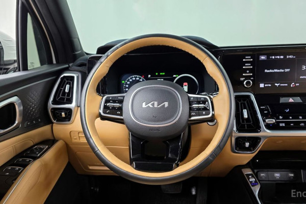 2022 Kia Sorento с пробегом 49 084 км