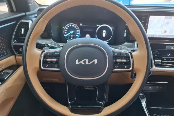 2022 Kia Sorento с пробегом 47 629 км