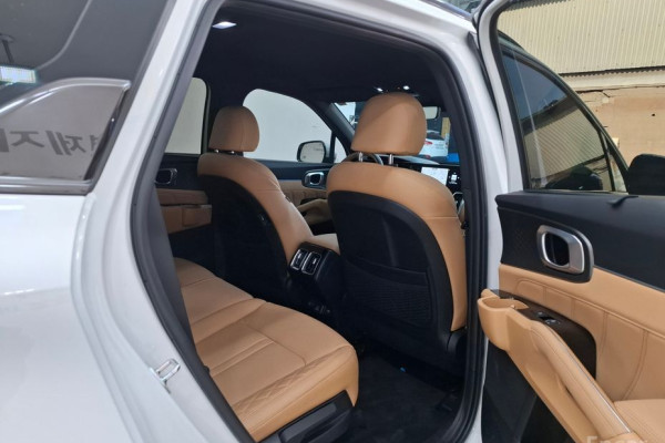 2022 Kia Sorento с пробегом 47 629 км